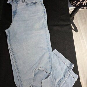 Mid-Rise Boyfriend Jeans